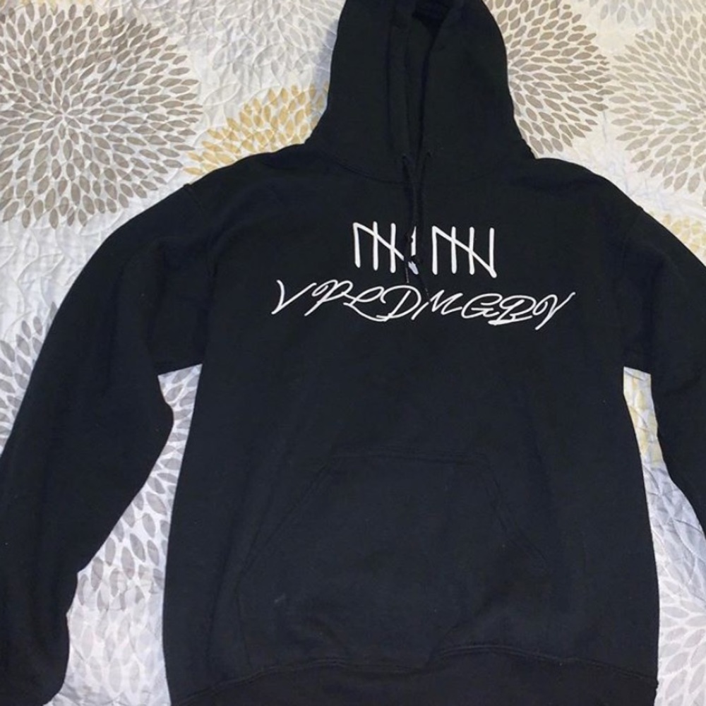 Team 10 hoodie
